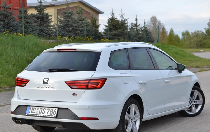Seat Leon cena 63800 przebieg: 170587, rok produkcji 2017 z Iława małe 781